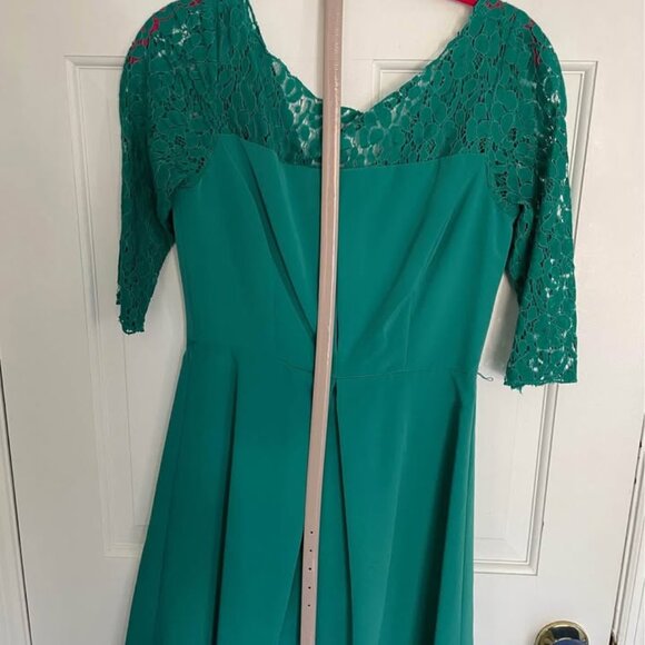 Size 4 green Jessica Simpson dress with belt , like new - Picture 1 of 5
